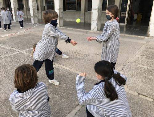 5D-Jugando-2